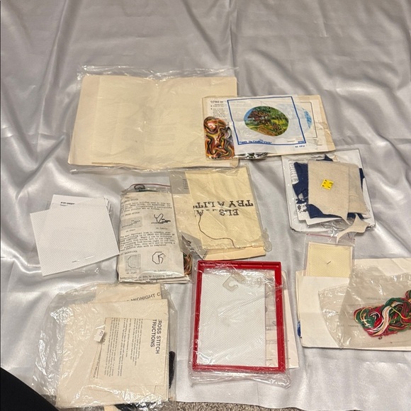 Mostly patterns only - Cross Stitch and Craft Kit Collection - Picture 2 of 2